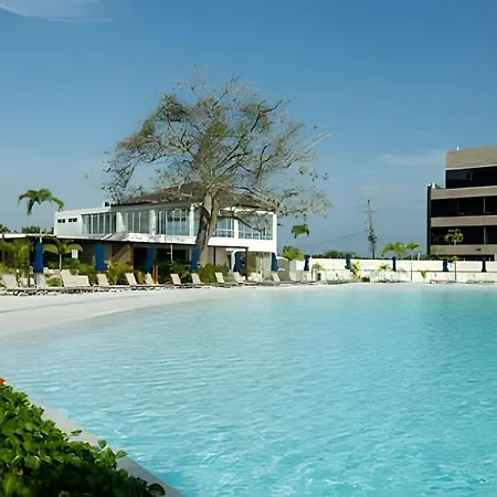 Con Jacuzzi En Baia Kristal Apartamento *