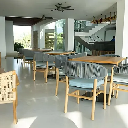 Apartamento Con Jacuzzi En Baia Kristal *