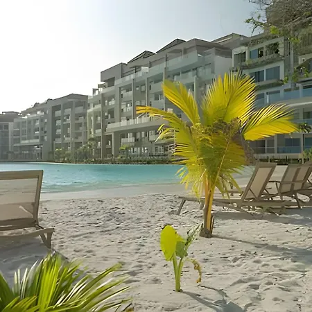 Apartamento Con Jacuzzi En Baia Kristal
