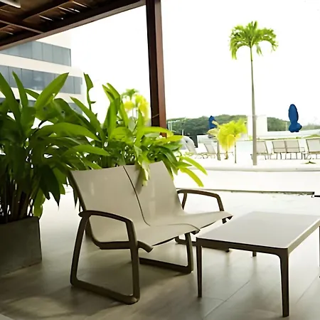 Apartamento Con Jacuzzi En Baia Kristal *