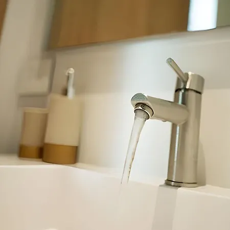 Con Jacuzzi En Baia Kristal Apartamento
