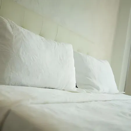Apartamento Con Jacuzzi En Baia Kristal Cartagena