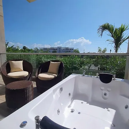 Con Jacuzzi En Baia Kristal * Cartagena
