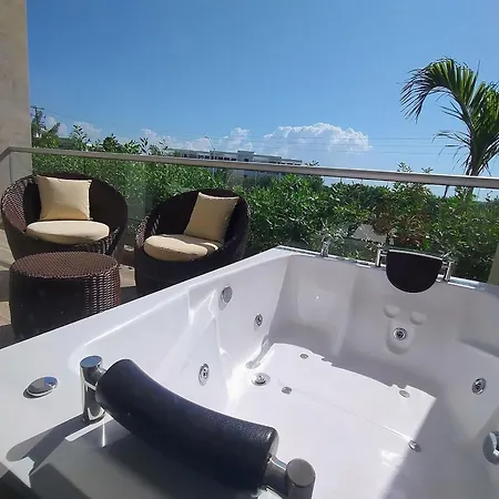 Apartamento Con Jacuzzi En Baia Kristal *