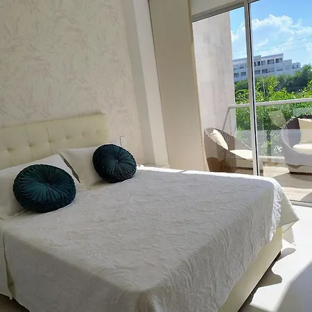 Apartamento Con Jacuzzi En Baia Kristal